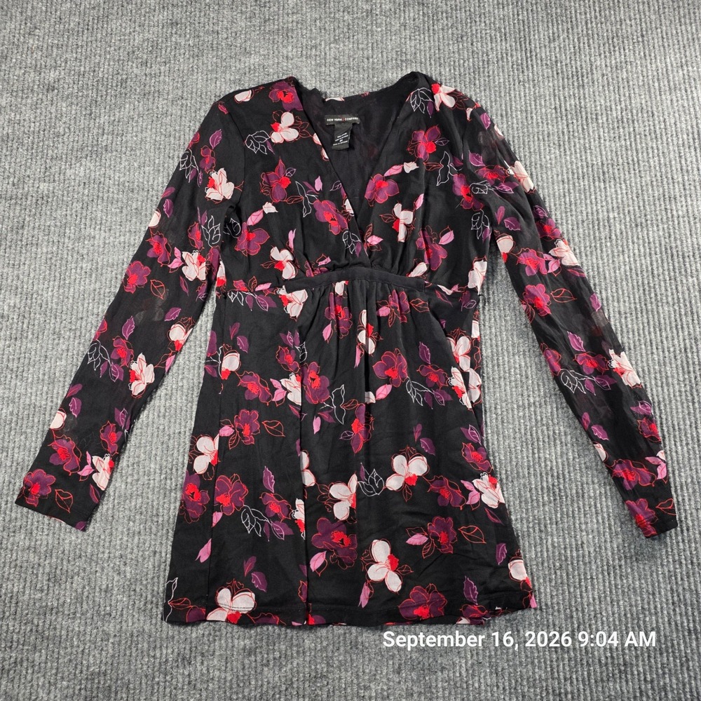 New York & Company Floral Mesh V-Neck Empire Waist Tunic Top Black Pink Medium